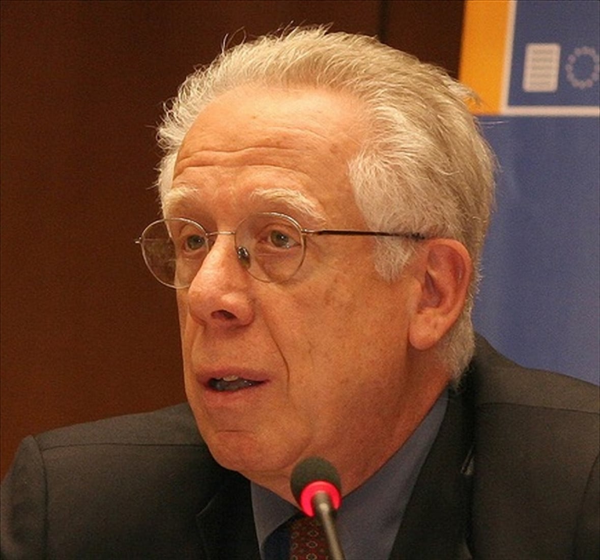 L'EURO ha perso il suo Papà