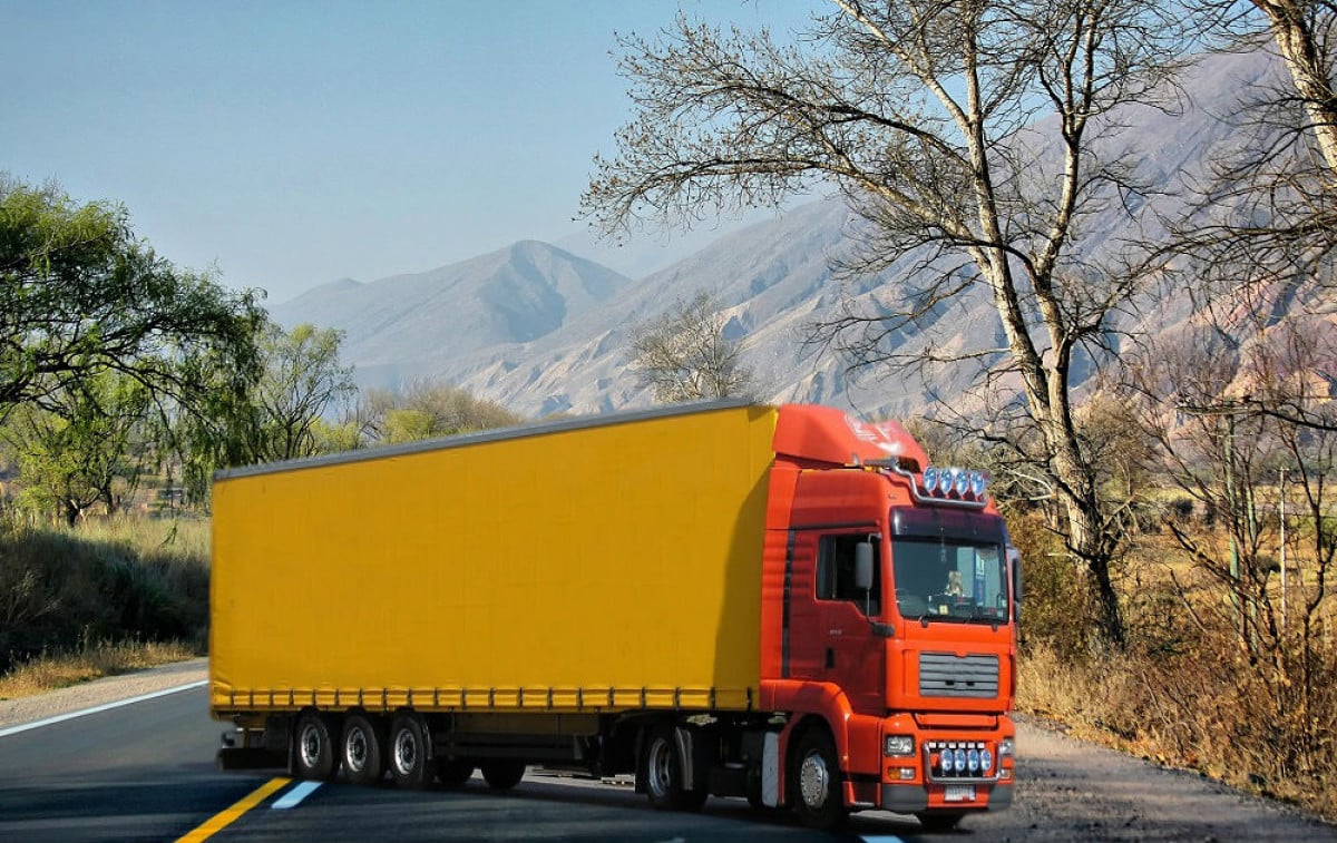 Trasporto rifiuti con mezzo abusivo: per il sequestro preventivo basta il presupposto della confiscabilità