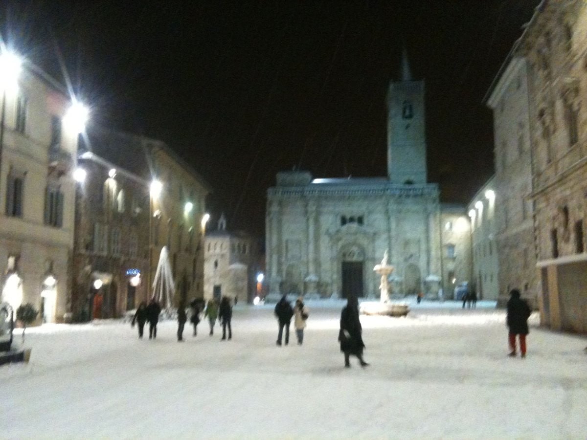 CATENE DA NEVE vietate per emendamento, ora solo GOMME TERMICHE - Non giocate con la sicurezza stradale!