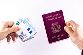 Passaporto elettronico: ora arriva a casa