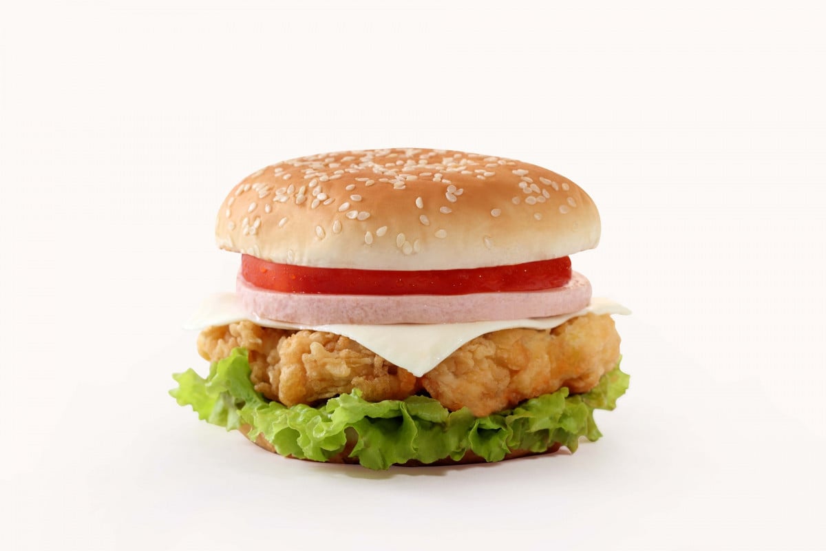 Hamburger congelati "male". La Cassazione condanna la proprietaria di un bar