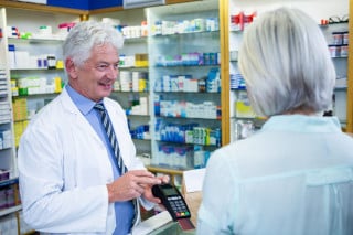 Multe e bollette si pagheranno in farmacia