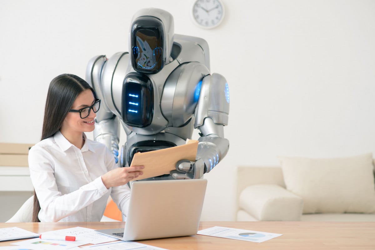Avvocati: il 39% delle persone che lavorano negli studi legali sarà sostituito dall'intelligenza artificiale