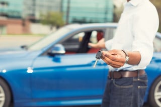 Si può pignorare l'auto in leasing?