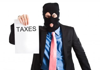 Imposta di registro anche su atto nullo