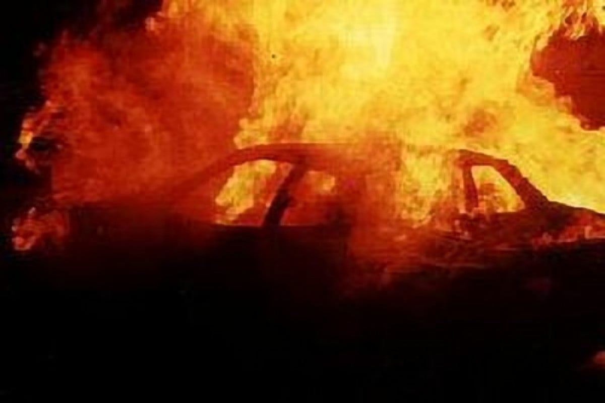Fiamme, veicolo in sosta e responsabilità civile auto