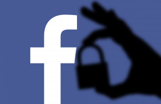Facebook: limiti ai minori e cambiamenti per tutti