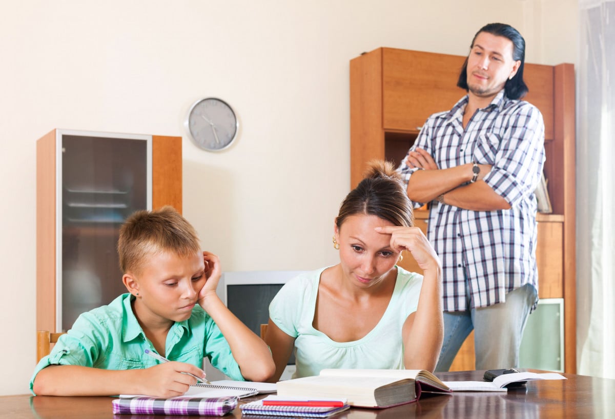 Prendere sempre in giro il figlio della compagna è reato