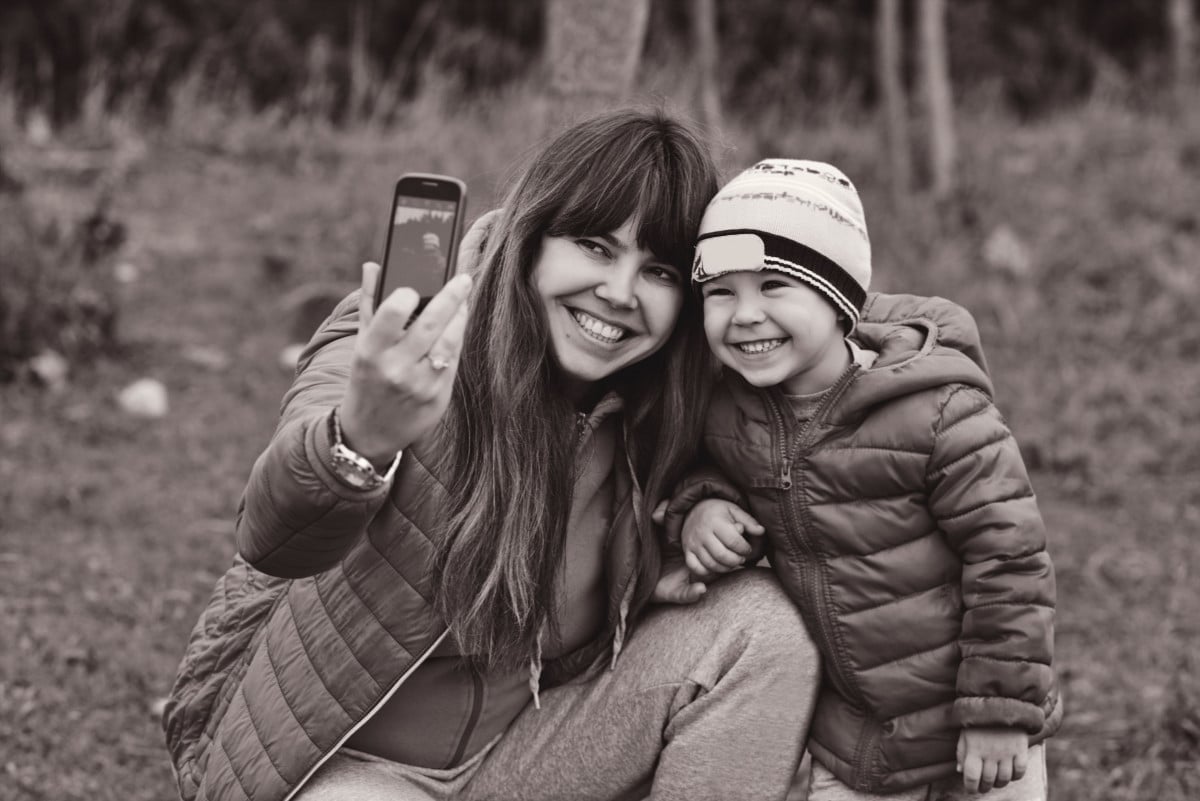 Foto dei figli su Facebook: Gassani, nuove armi di ricatto per il divorzio