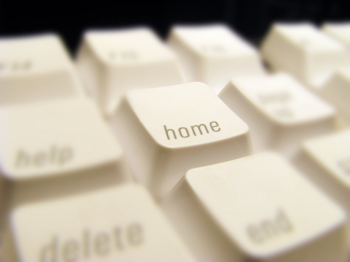 Cassazione: ingiustificato il licenziamento del dirigente che utilizza la password altrui per accedere al sistema informatico aziendale